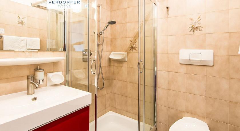 Double Room with Balcony,182796159:JPEG