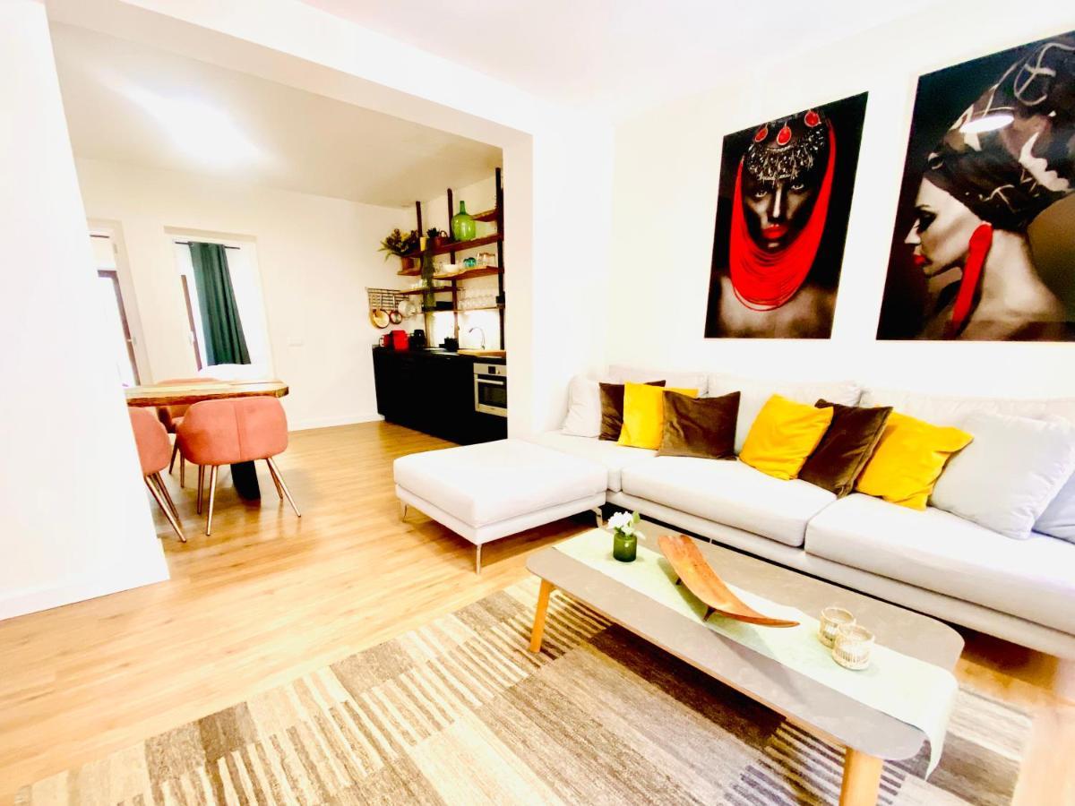 Two-Bedroom Apartment,1347006998:JPEG
