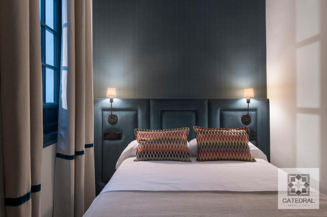 Standard Double Room,1349857576:JPEG