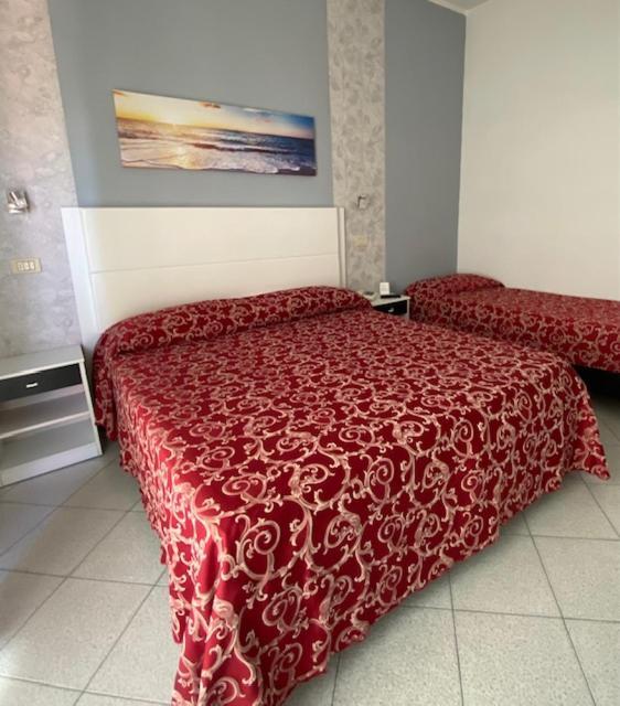 Quadruple Room Disability Access,1190741212:JPEG