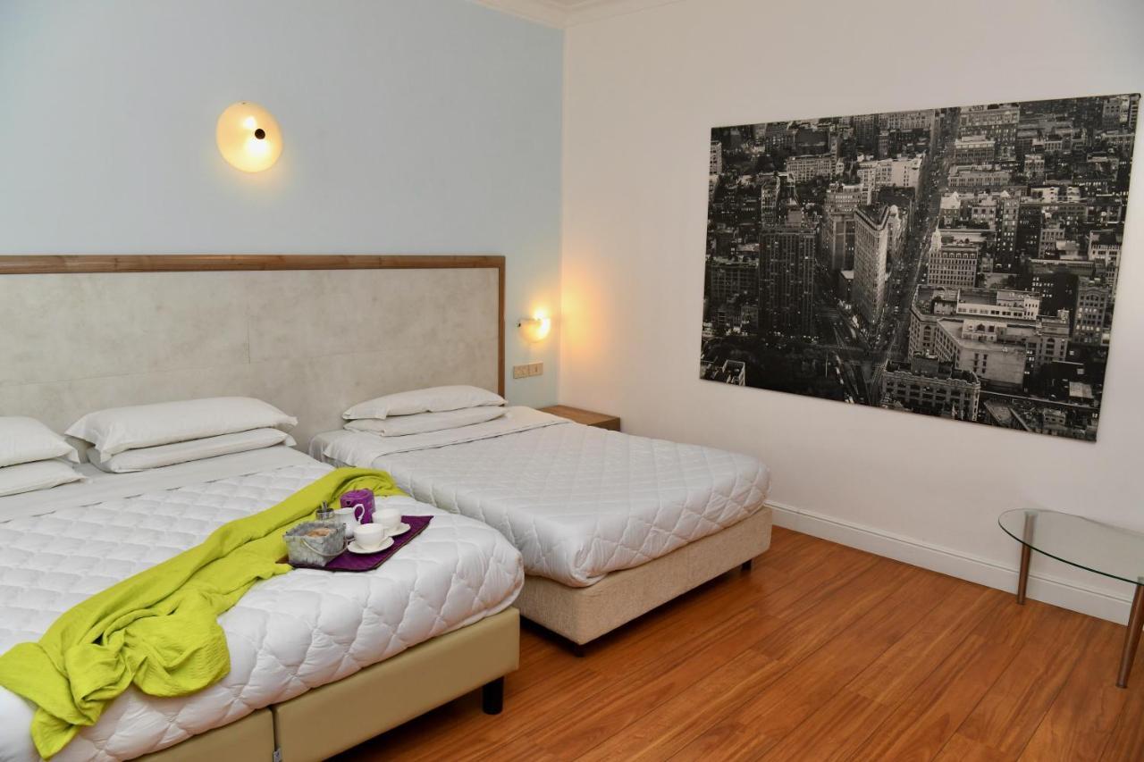Large Room,1352154254:JPEG