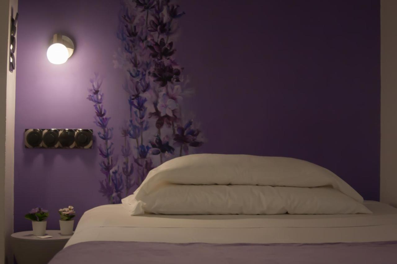 Small Double Room,971346478:JPEG