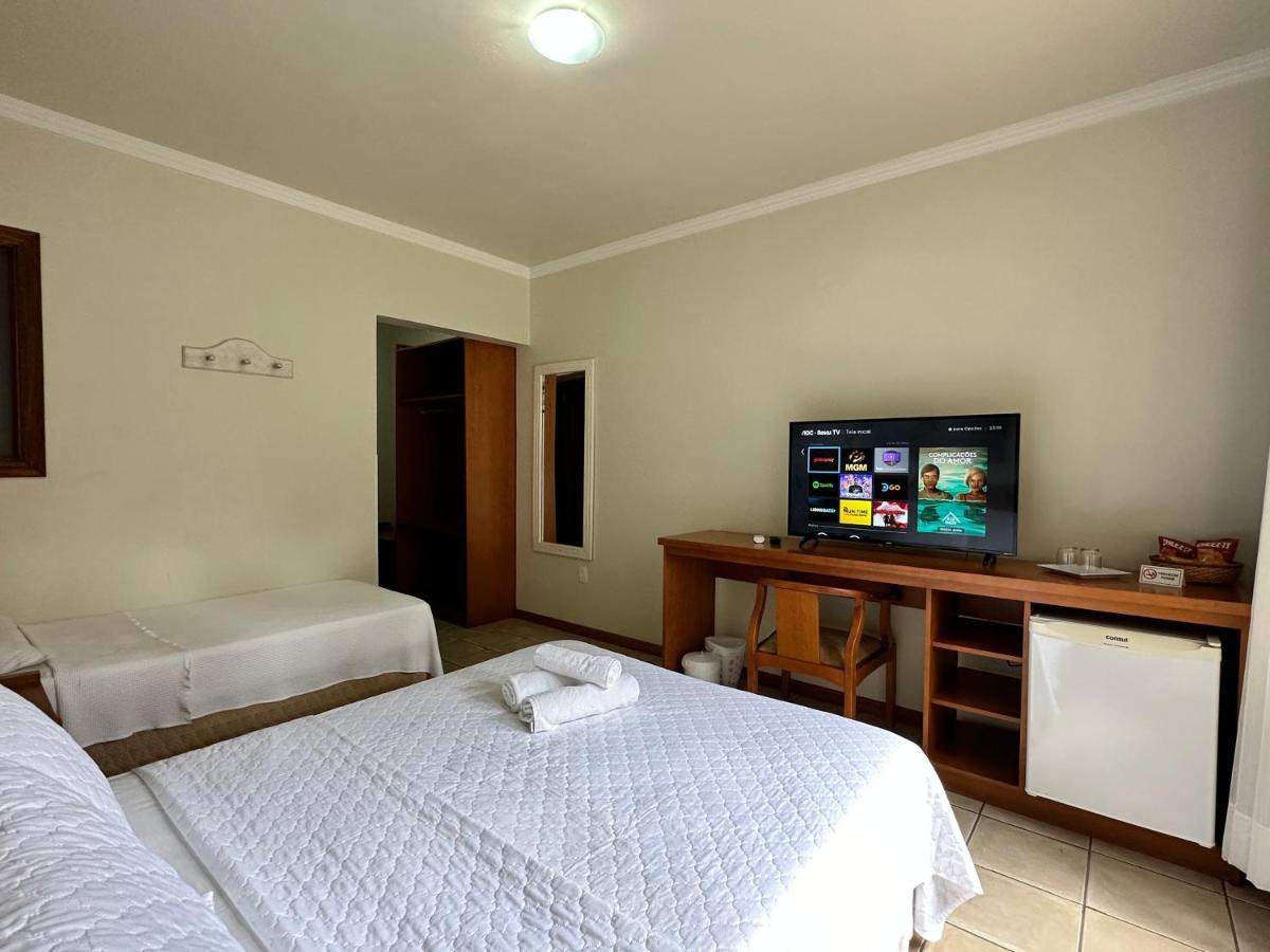 Standard Suite,1352799772:JPEG