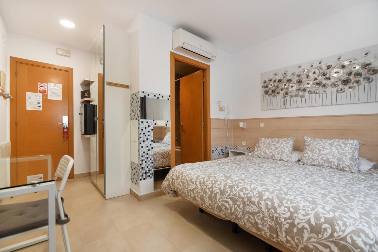 Standard Twin Room,1234184570:JPEG