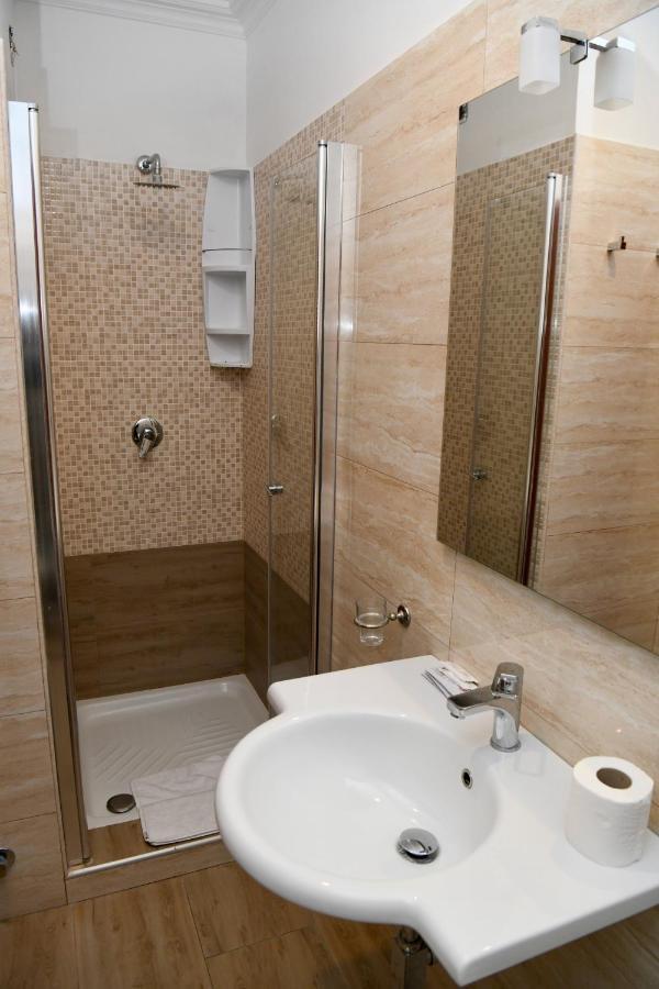 Standard Double or Twin Room,1356196268:JPEG