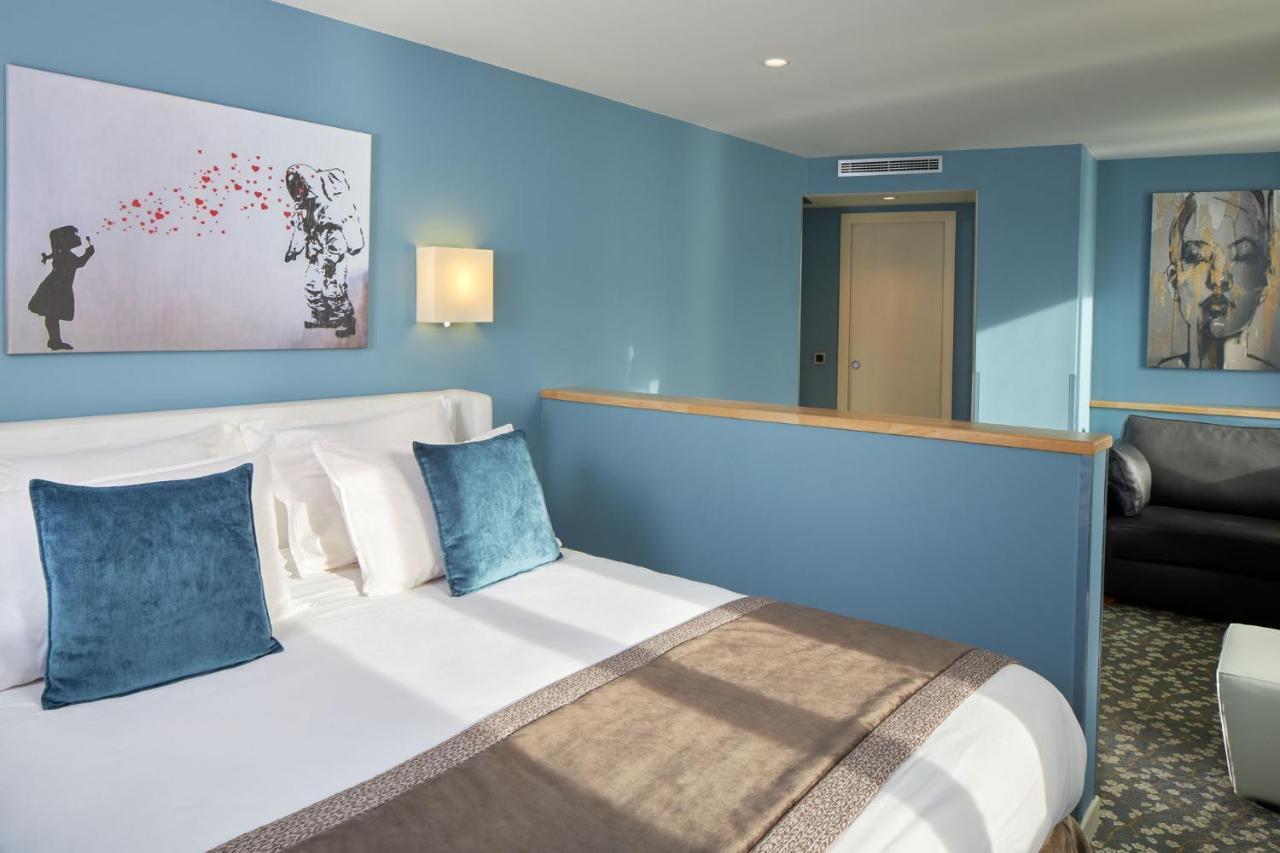 Triple Room Bath,1352896336:JPEG