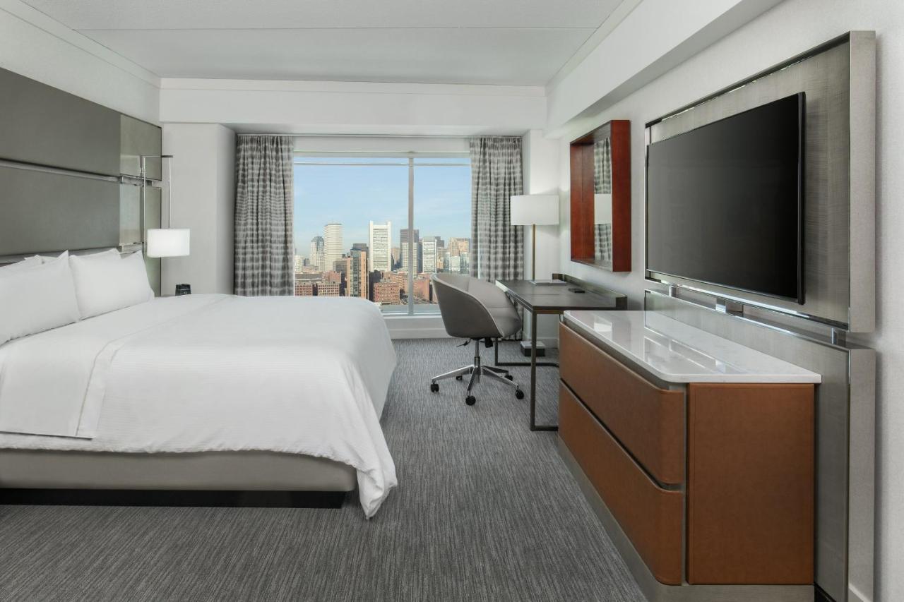 Harbor 1 King Suite 1 Bedroom Junior Suite Harbor view,1163542788:JPEG