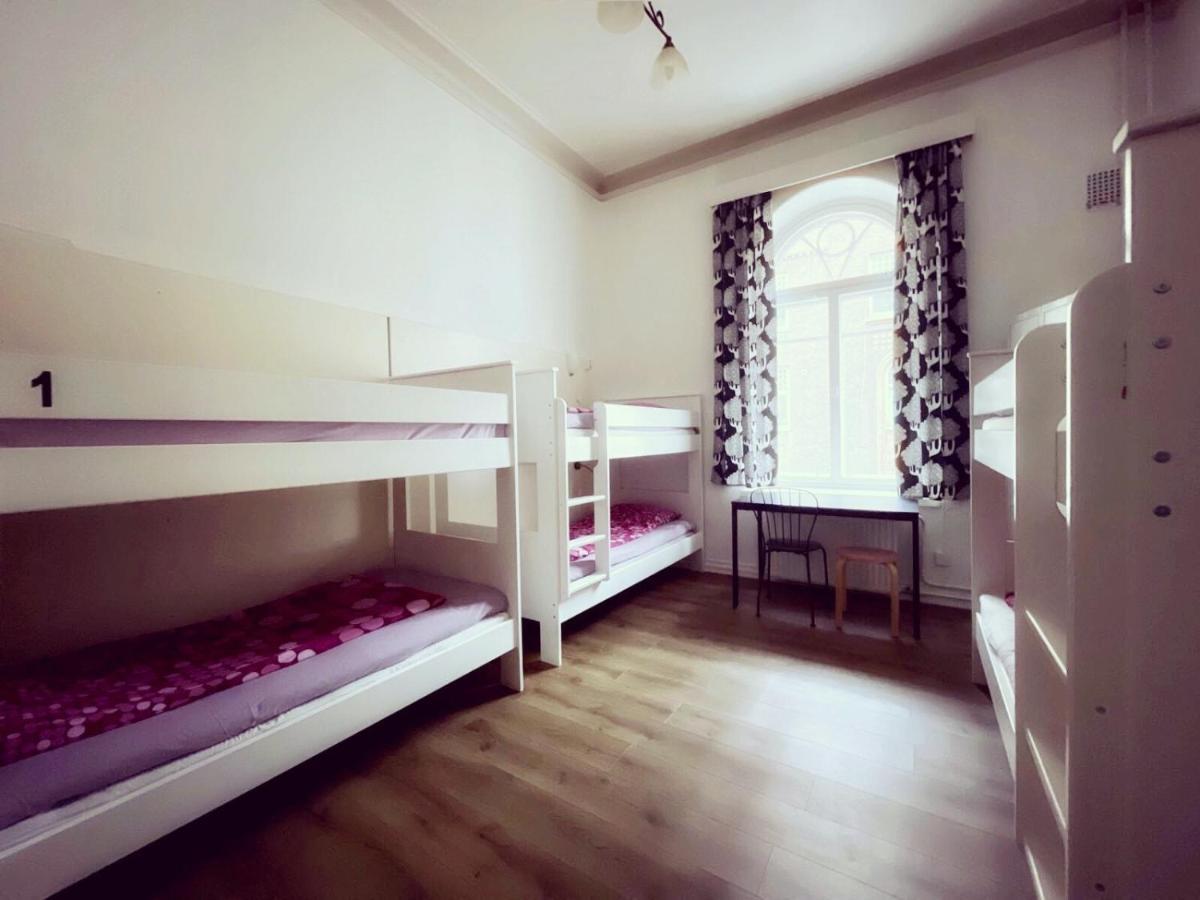 Single Bed 6-Bed Female Dormitory,1371115895:JPEG