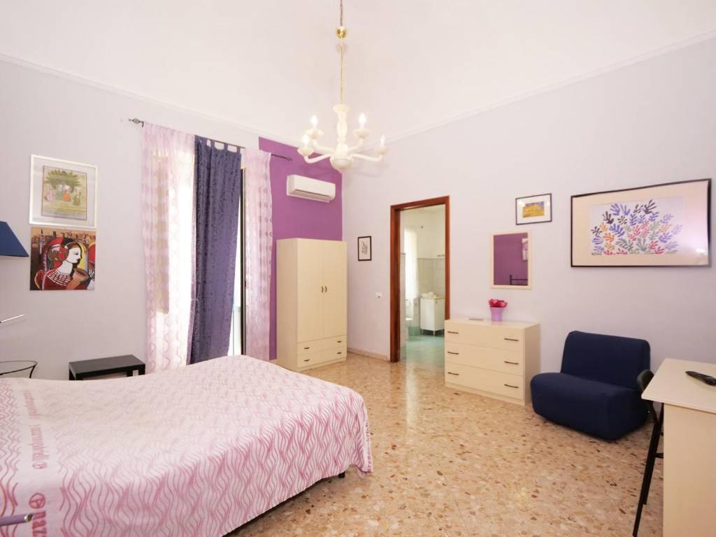 Double Room,1356863876:JPEG