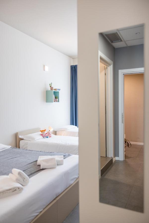 Quadruple Room,836048009:JPEG