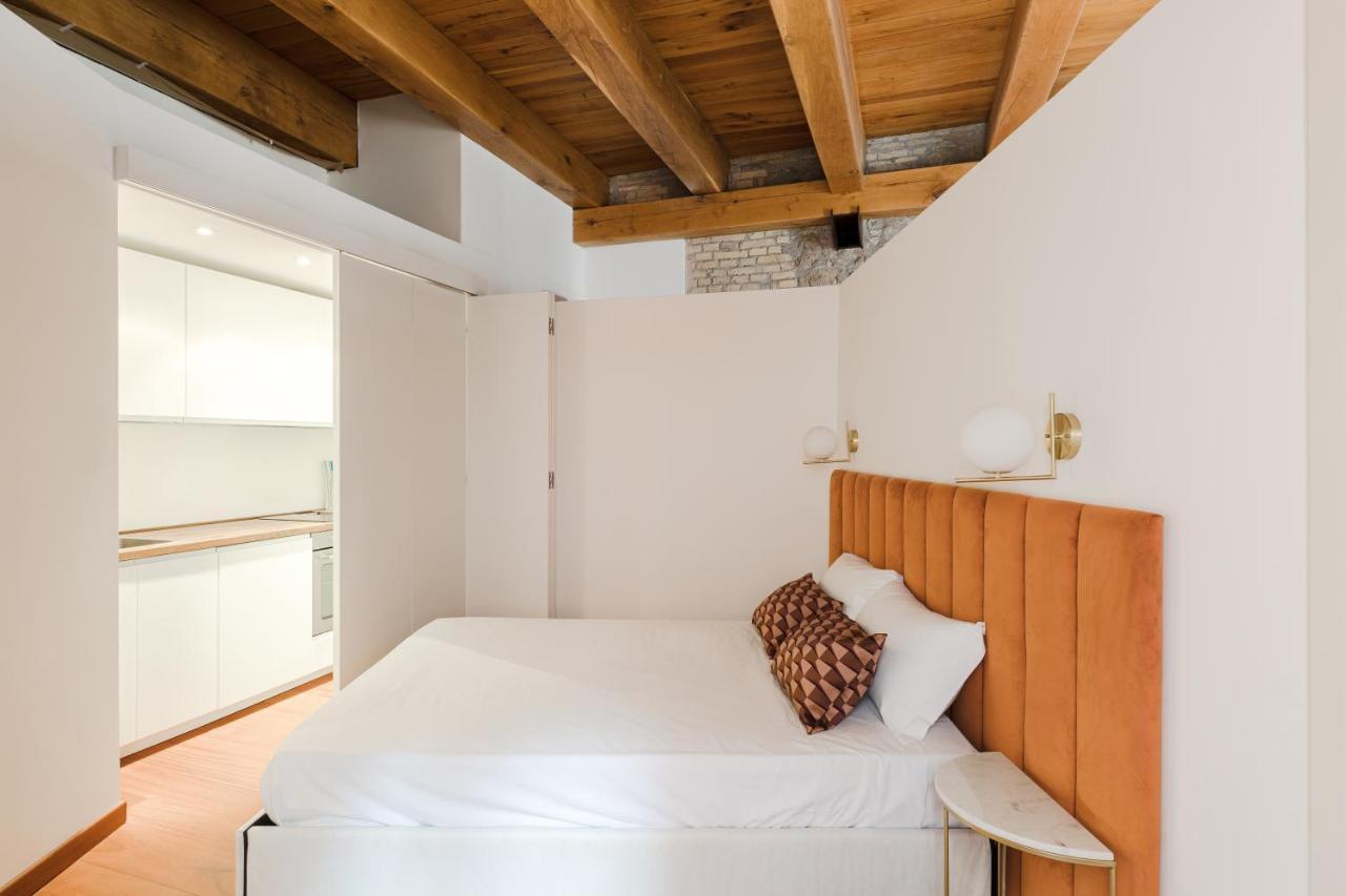 Deluxe Room,1357760492:JPEG
