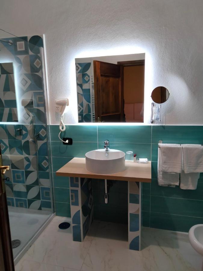 Double Room,1359381329:JPEG