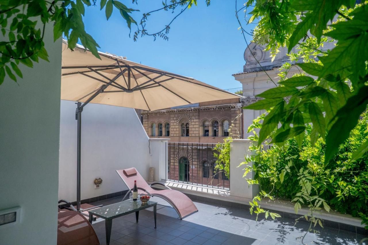 Penthouse on 2 levels Terrace vicolo del Bologna 39,1359387557:JPEG