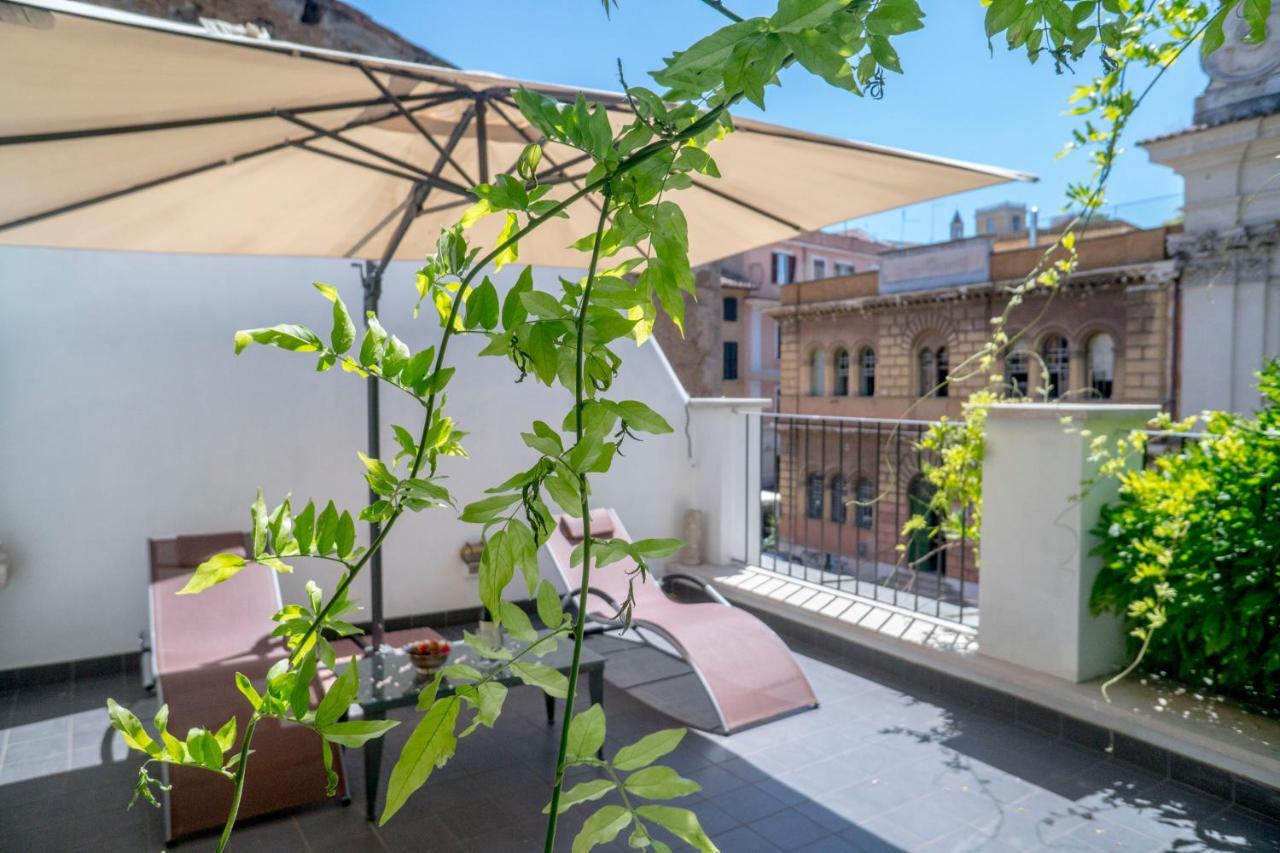 Penthouse on 2 levels Terrace vicolo del Bologna 39