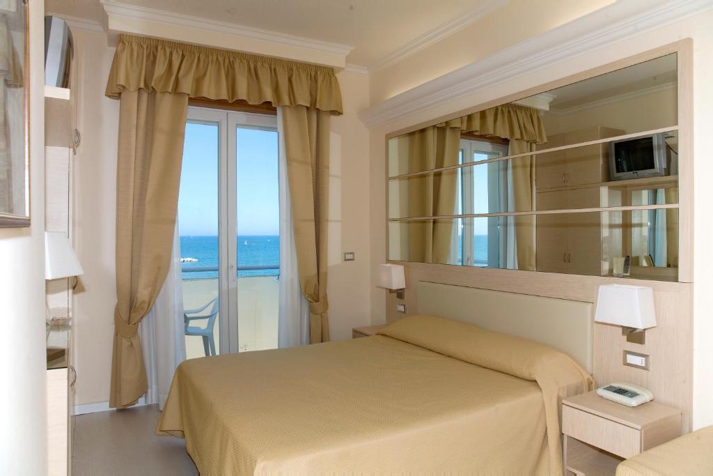 Superior Double or Twin Room Sea View,125824446:JPEG