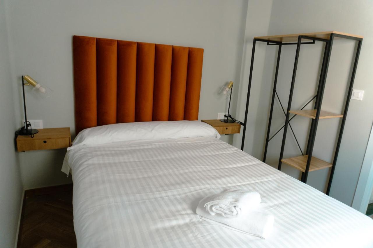 Double Room with Shared Bathroom - Queen Bed,1555087588:JPEG