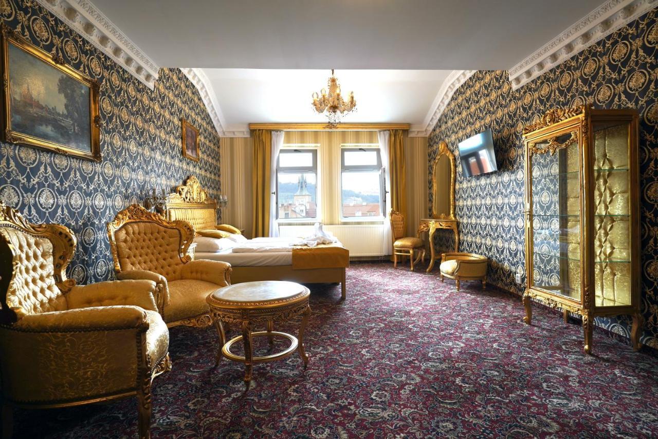 King Suite,1361480618:JPEG