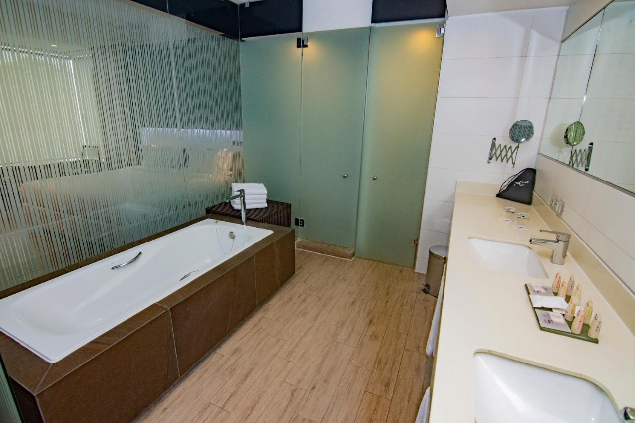 King Studio Suite Non-Smoking,1624326382:JPEG