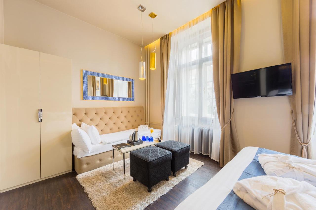 Superior Double or Twin Room,1022336008:JPEG