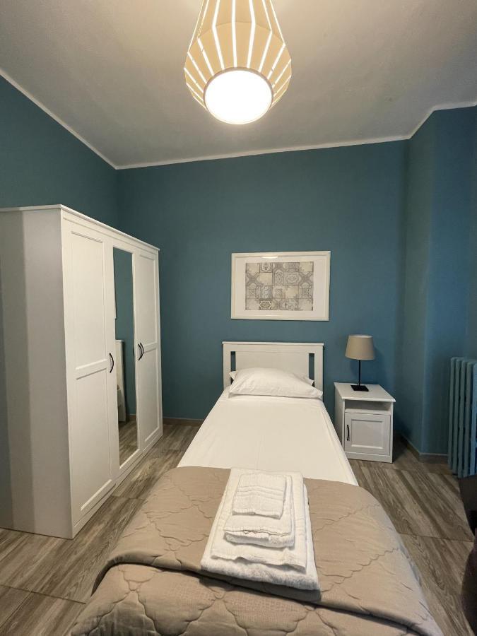 Standard Single Room,897878830:JPEG