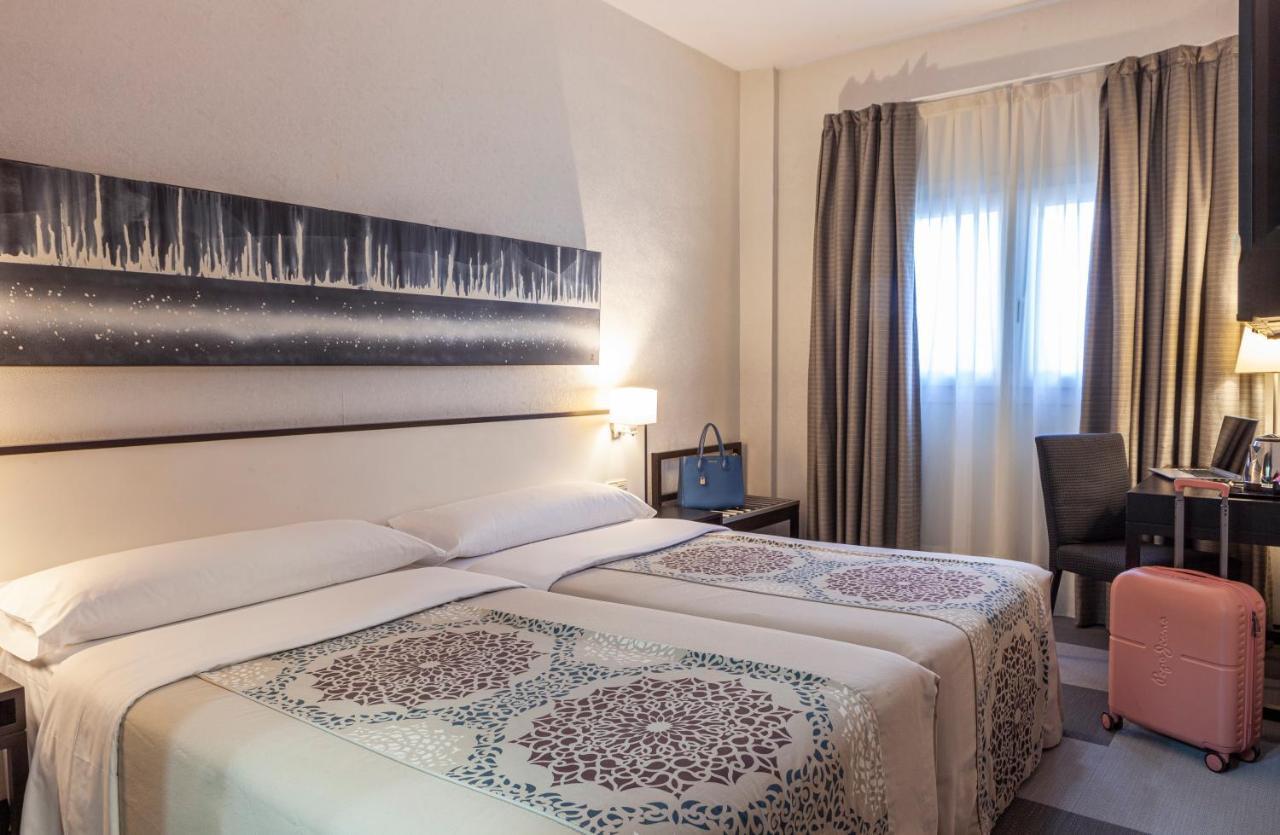 Double or Twin Room,1362626717:JPEG