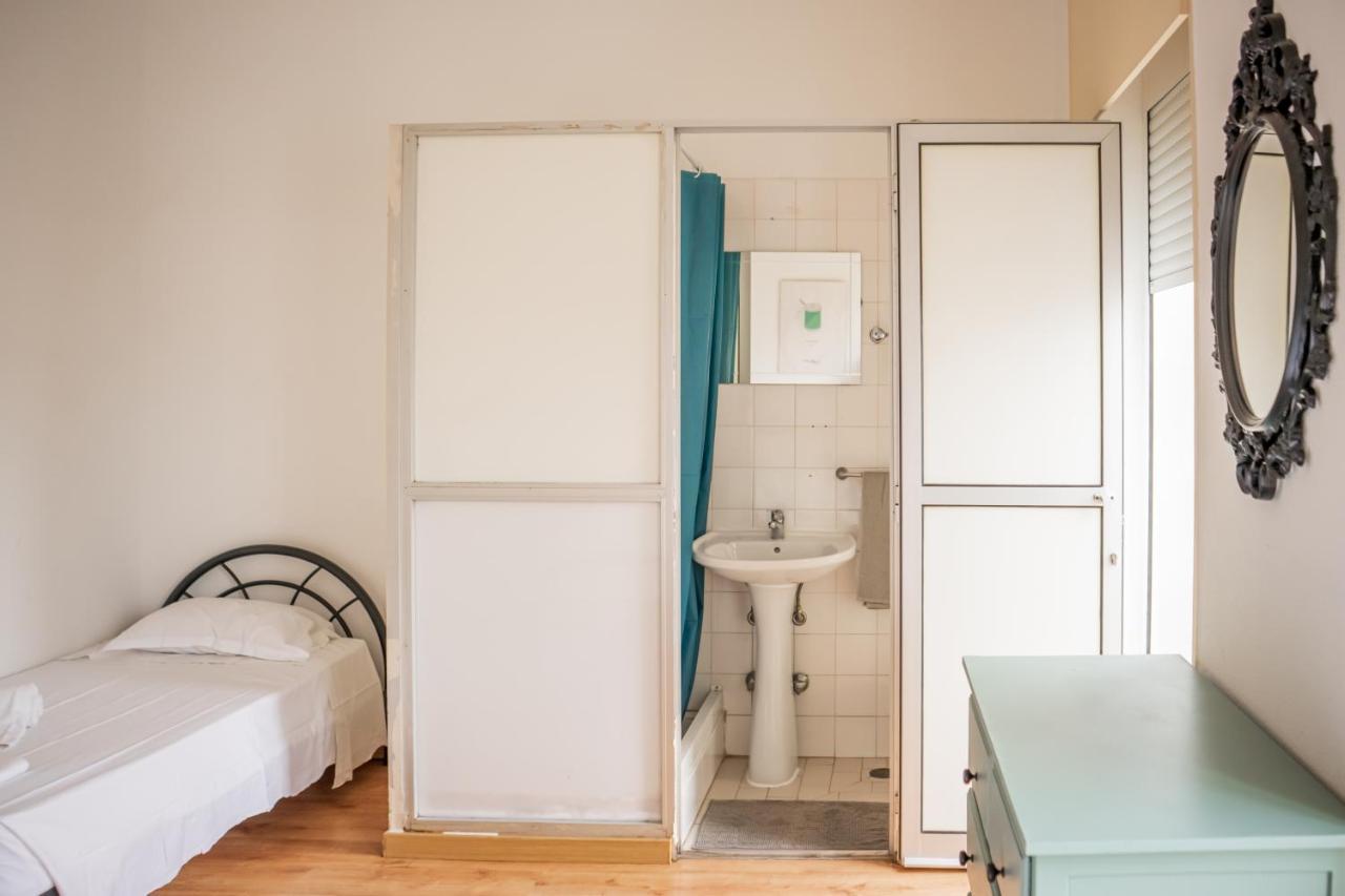 Triple Room Private Bathroom,1363505387:JPEG