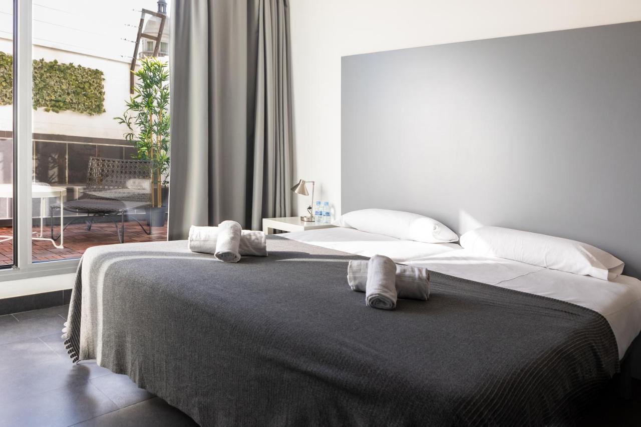 Twin Room Terrace,1359244910:JPEG