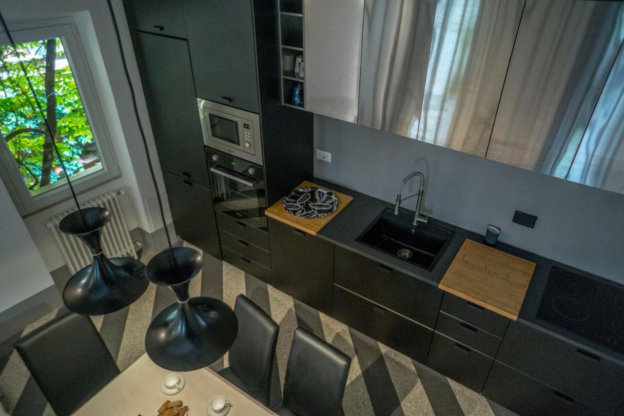 Penthouse on 2 levels Terrace vicolo del Bologna 39