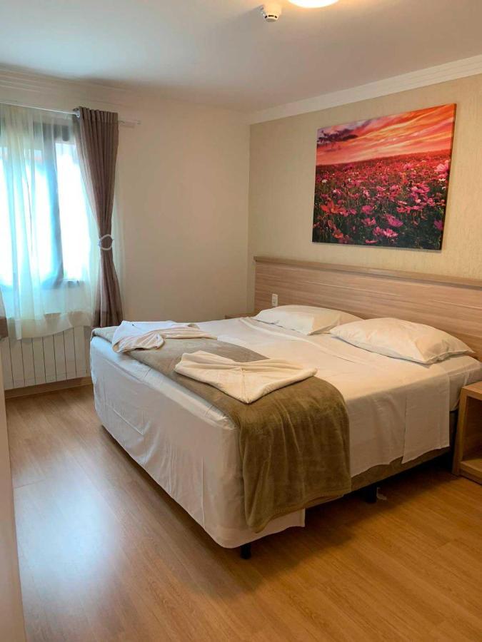 Luxury Double Room,1364955335:JPEG