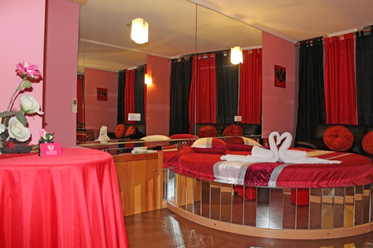 Deluxe Room,1365509213:JPEG