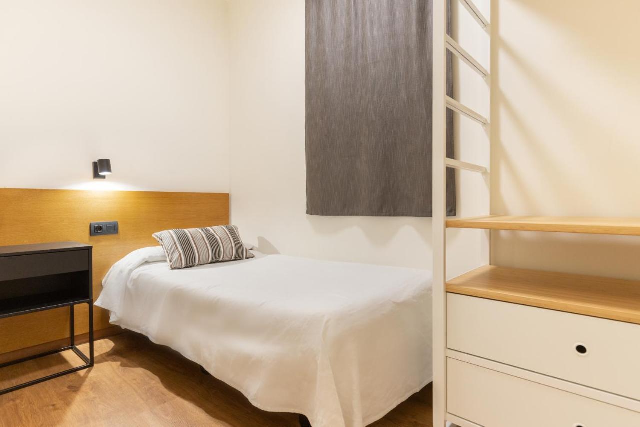 Superior Apartment,1365506402:JPEG