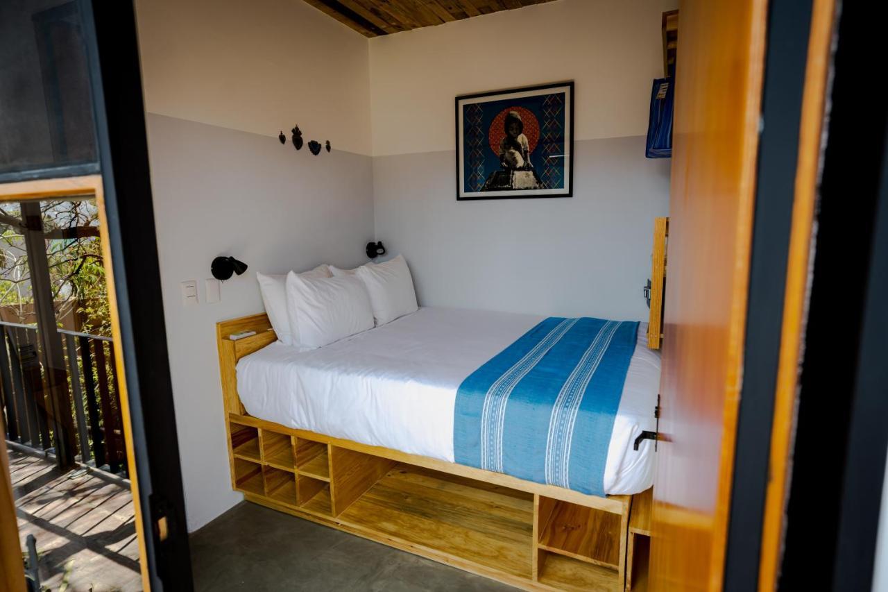 Single Compact Room,1365563312:JPEG
