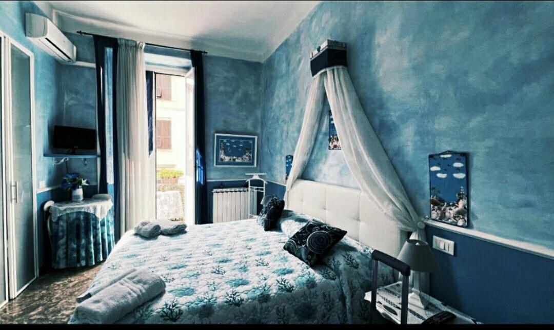 Double Room with Private External Bathroom,1397404400:JPEG