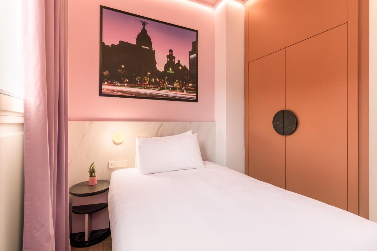 Single Room,1371264587:JPEG