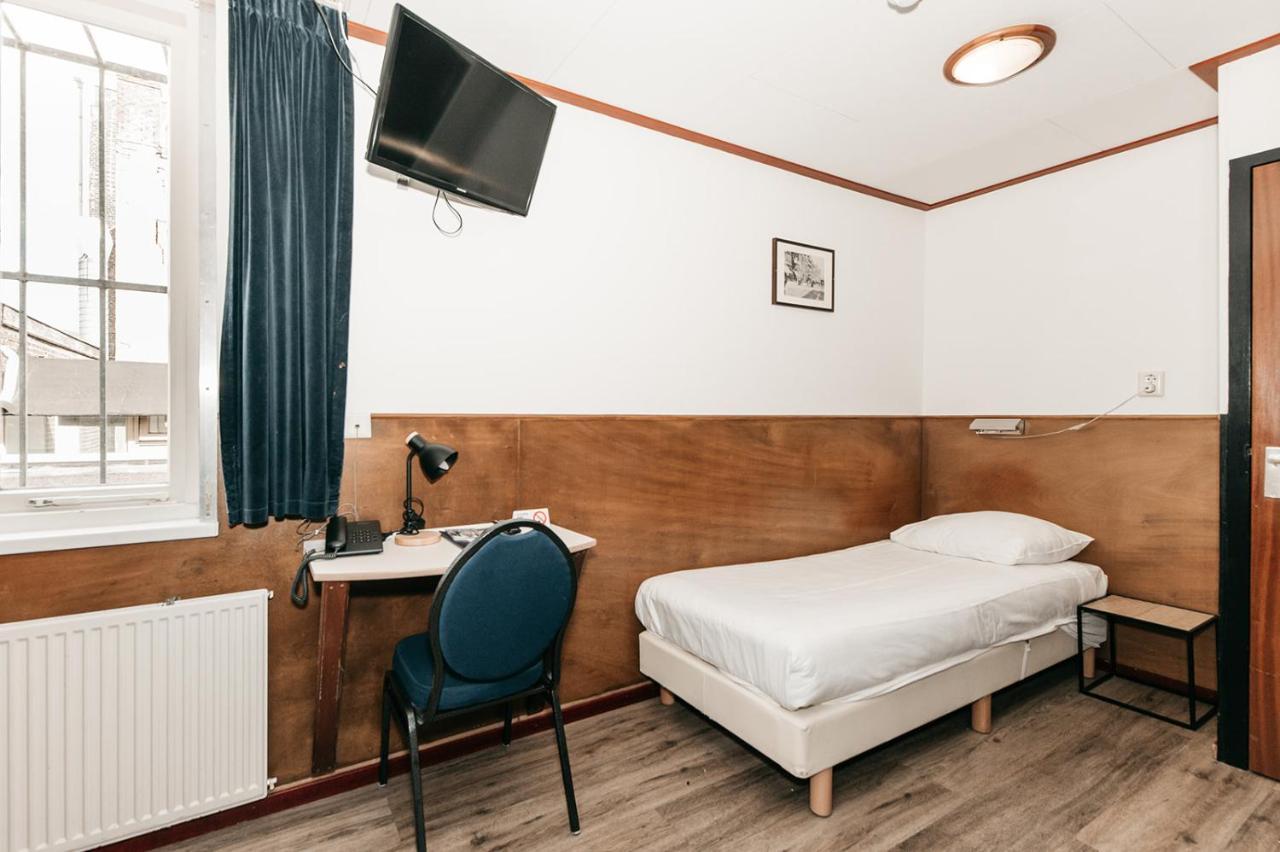 Single Room with Private Bathroom,1285340755:JPEG