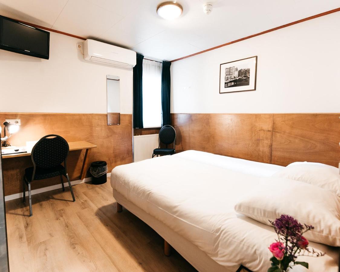 Double Room with Private Bathroom,1370305688:JPEG