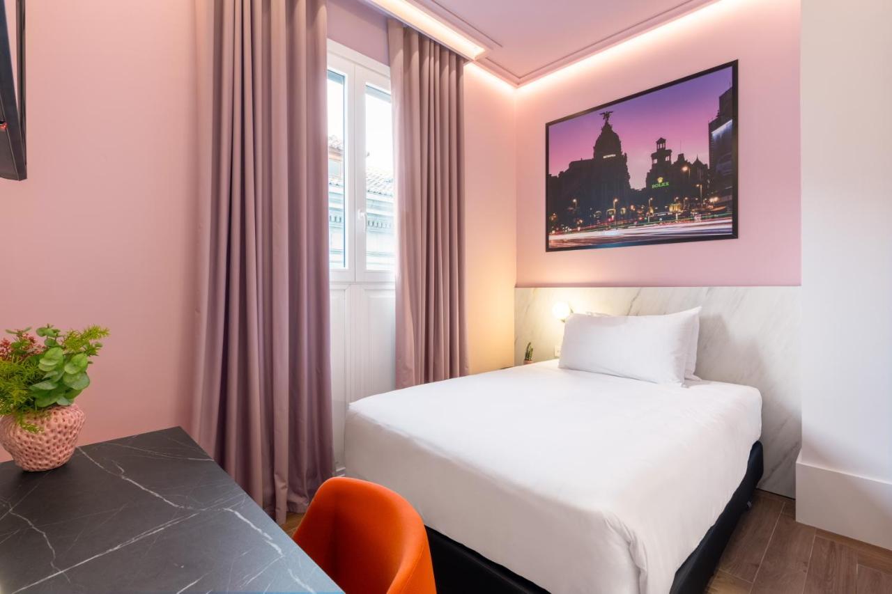 Single Room,1367717612:JPEG