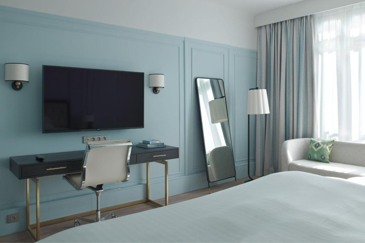 Junior Suite,1437047590:JPEG