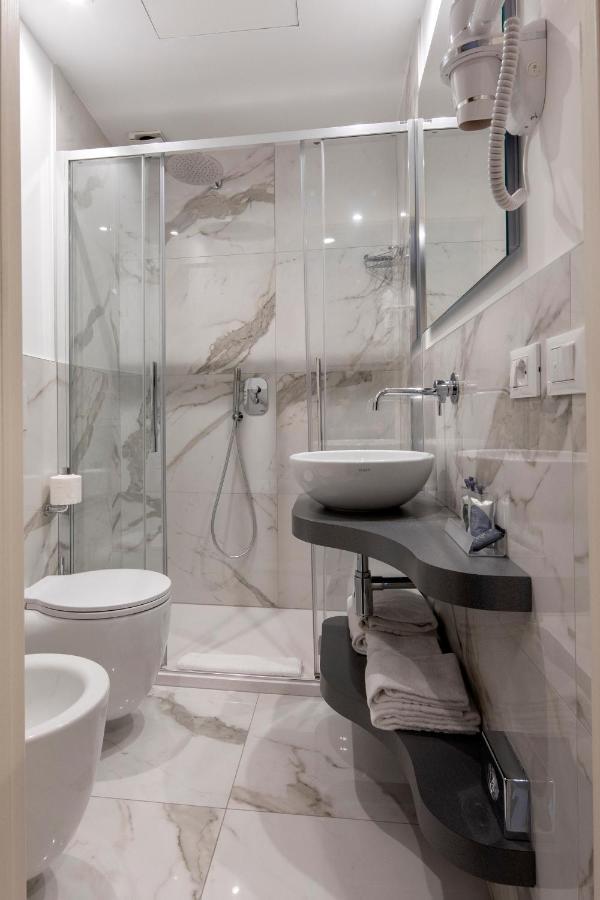 Triple Room,1372647878:JPEG