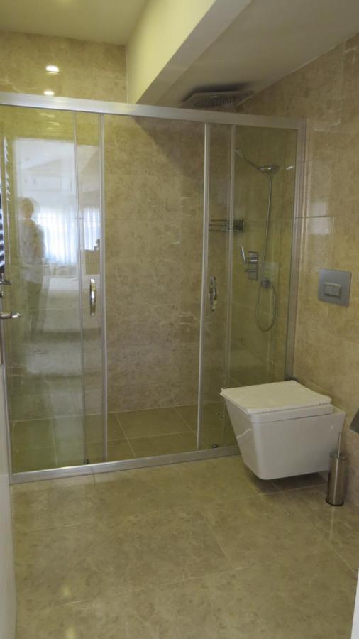 Standard Twin Room,1372800731:JPEG