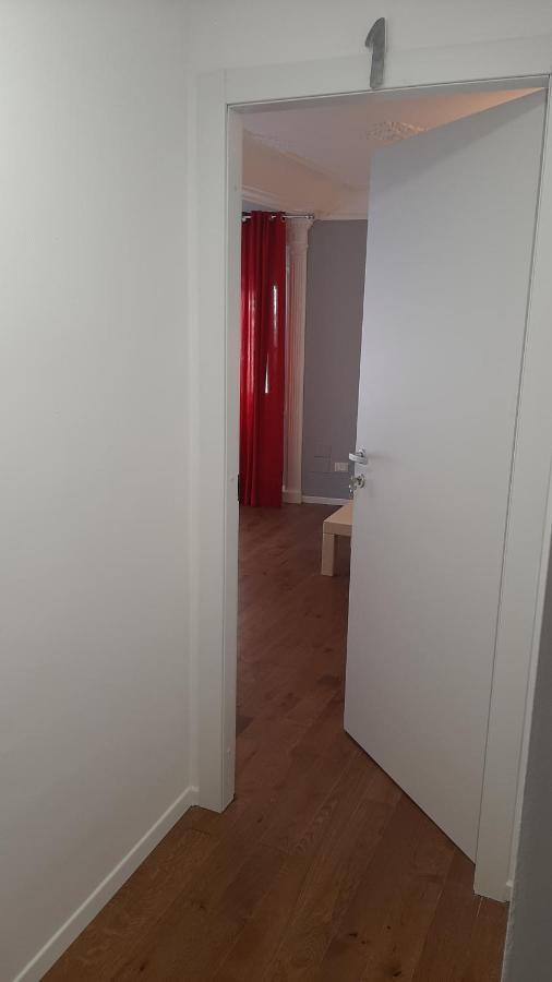 Double Room Private External Bathroom,1372872911:JPEG