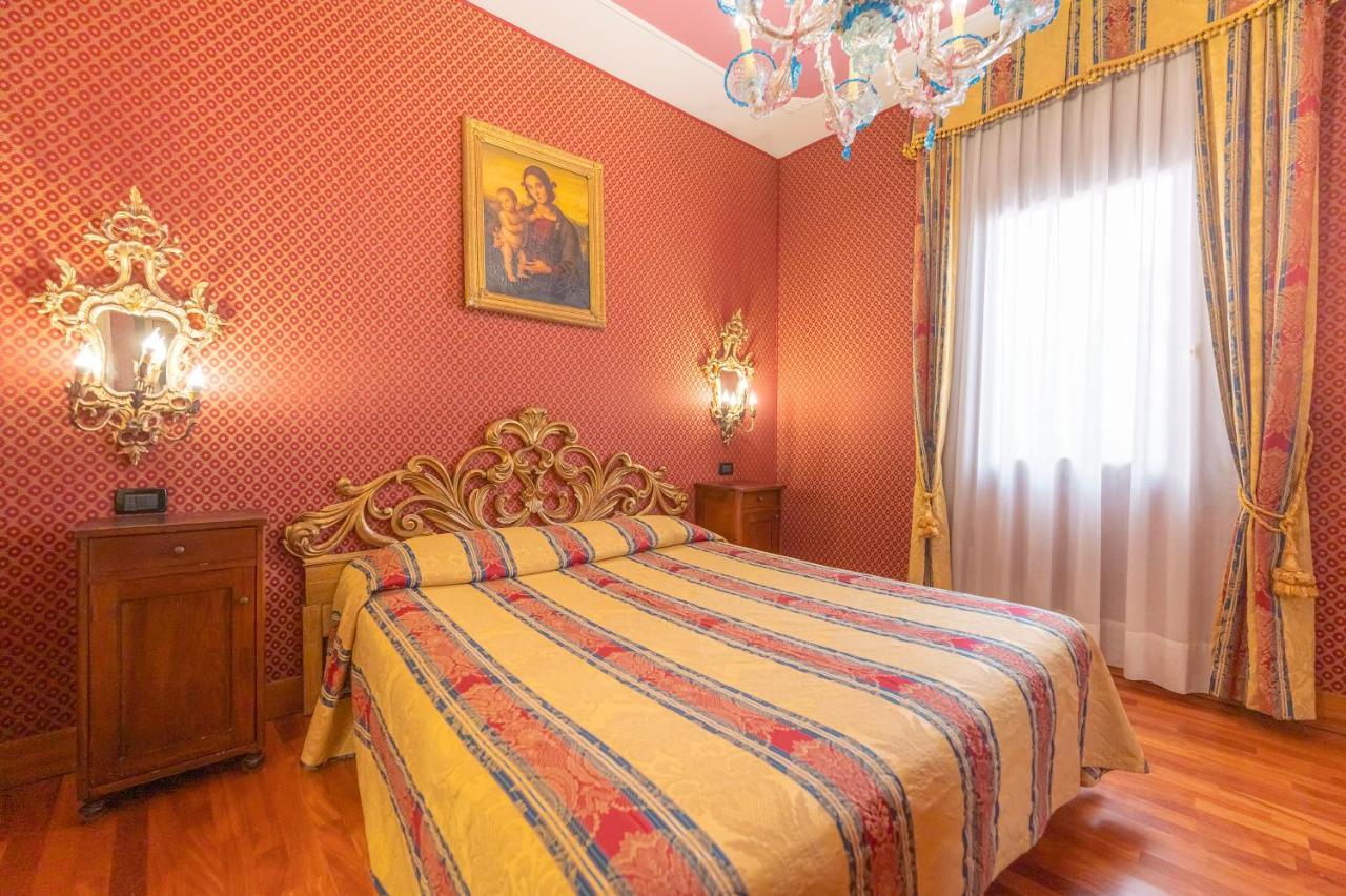 Superior Double Room,1379179364:JPEG