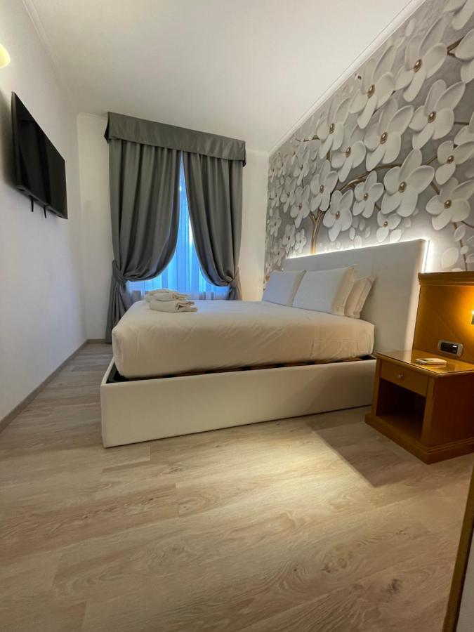 Double Room,1388329118:JPEG