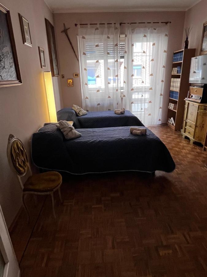 Double Room,1374185015:JPEG