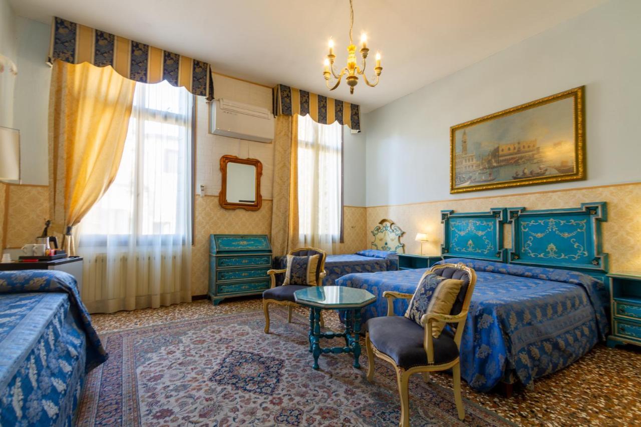 Superior Quadruple Room,1381072034:JPEG