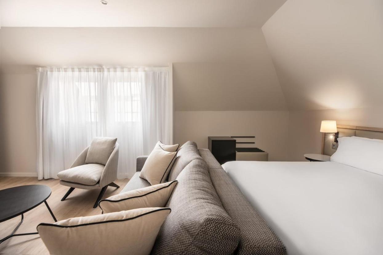 Premium Queen Room,1697788440:JPEG