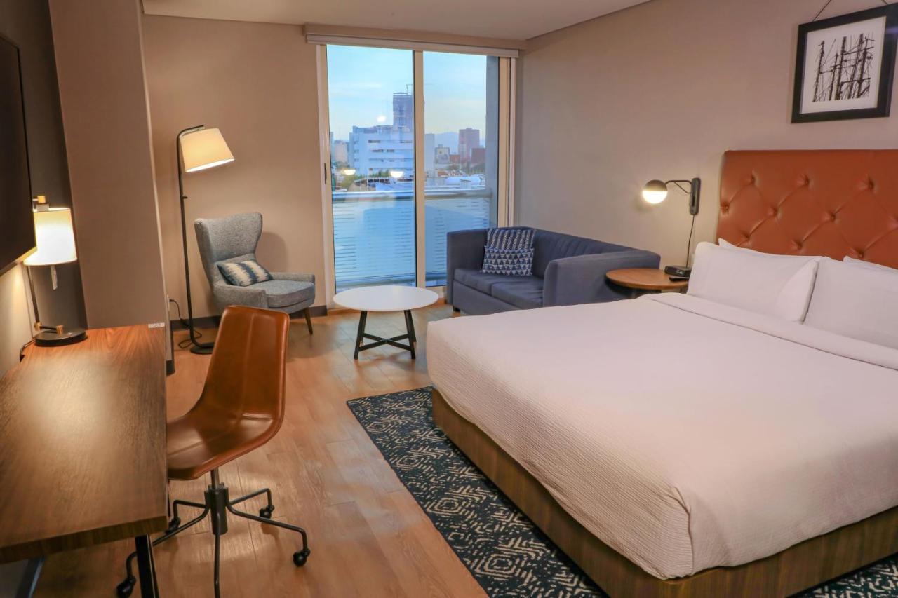 Superior King Room,1586107917:JPEG