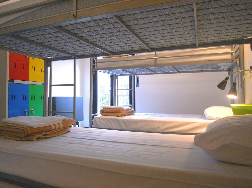 Bed 8-Bed Mixed Dormitory Room,137786406:JPEG