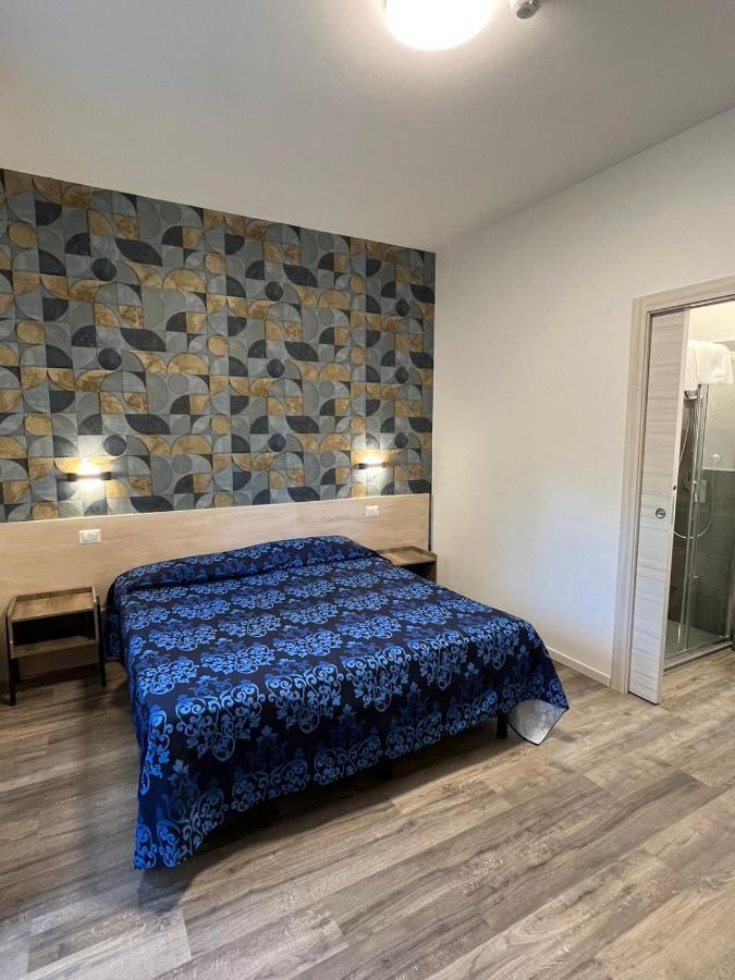 Standard Double Room,1395962876:JPEG