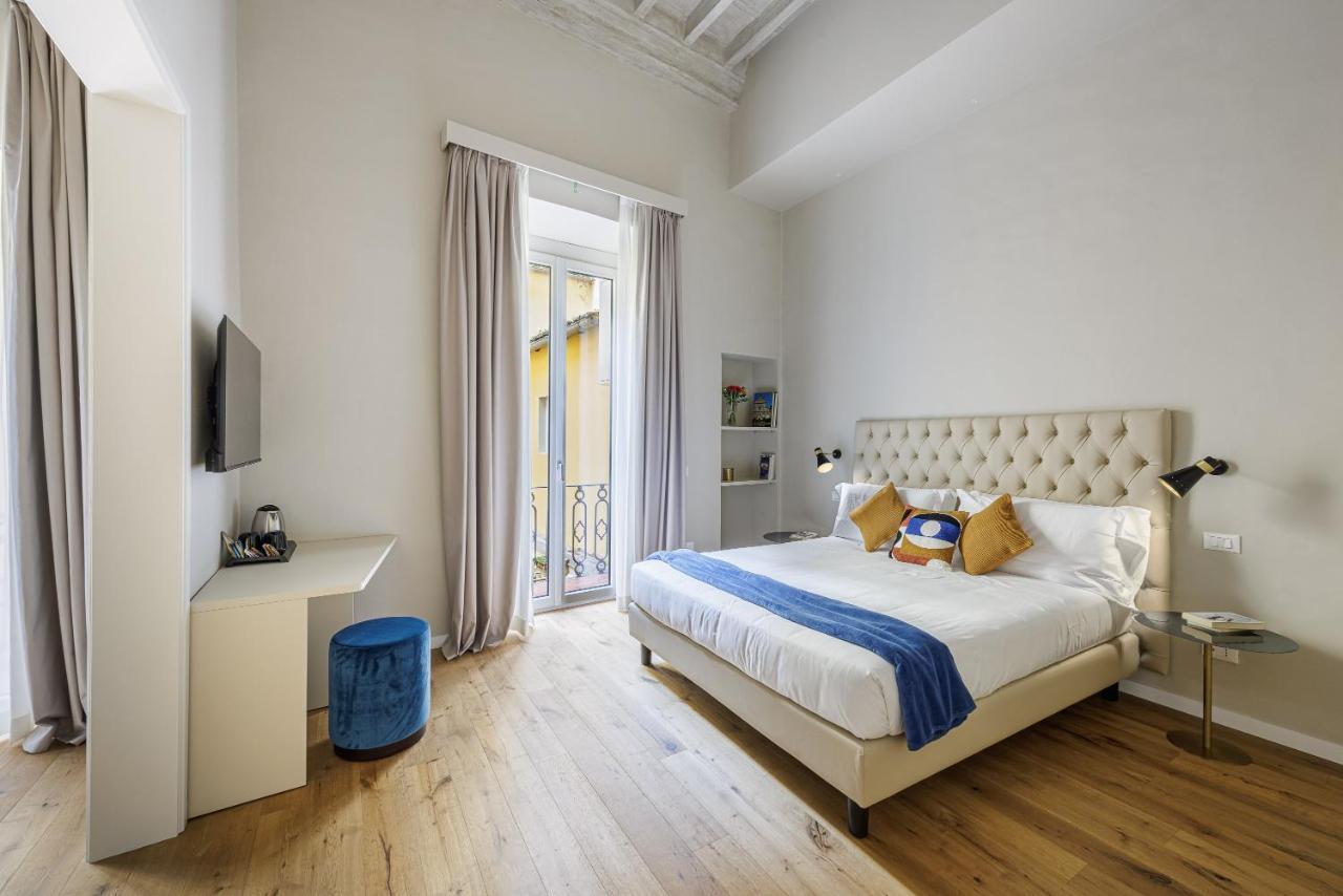 Junior Suite,1377795722:JPEG